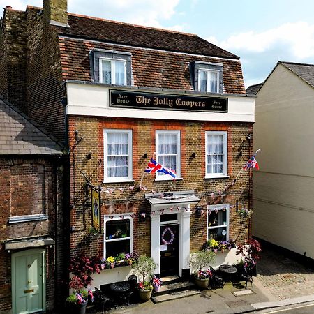 Apartments At Number 16 - The Jolly Coopers Hampton Экстерьер фото